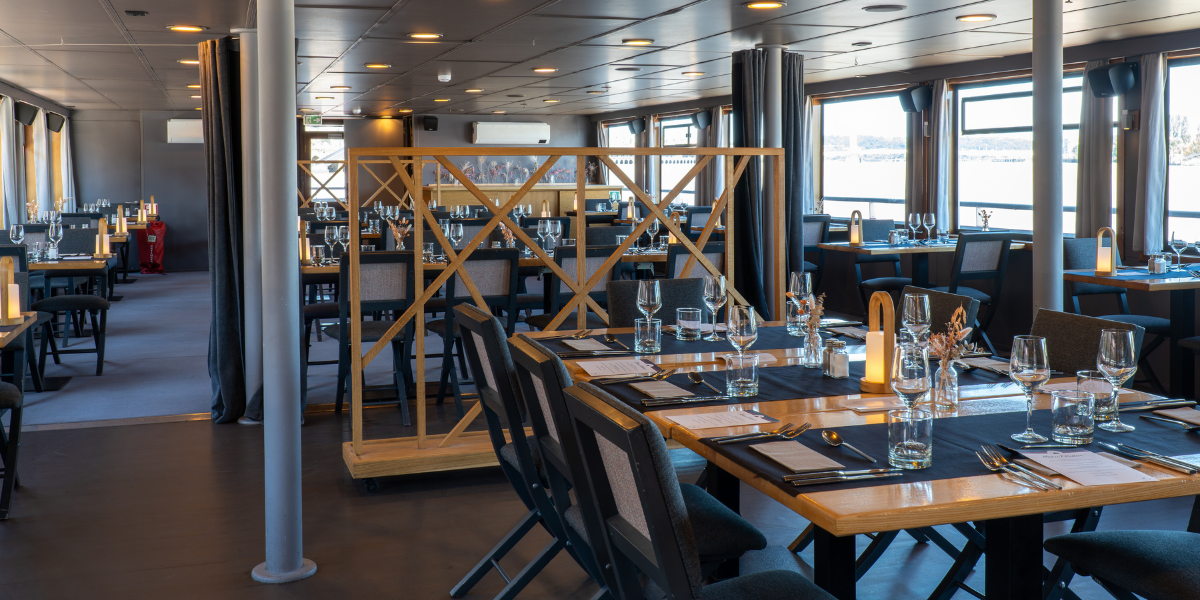 Dîner croisière sur Les Bateaux Bordelais