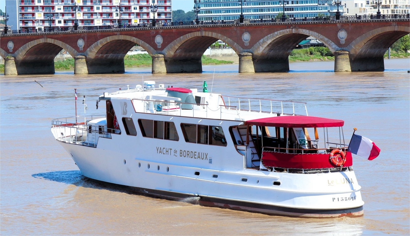 Yatch de Bordeaux