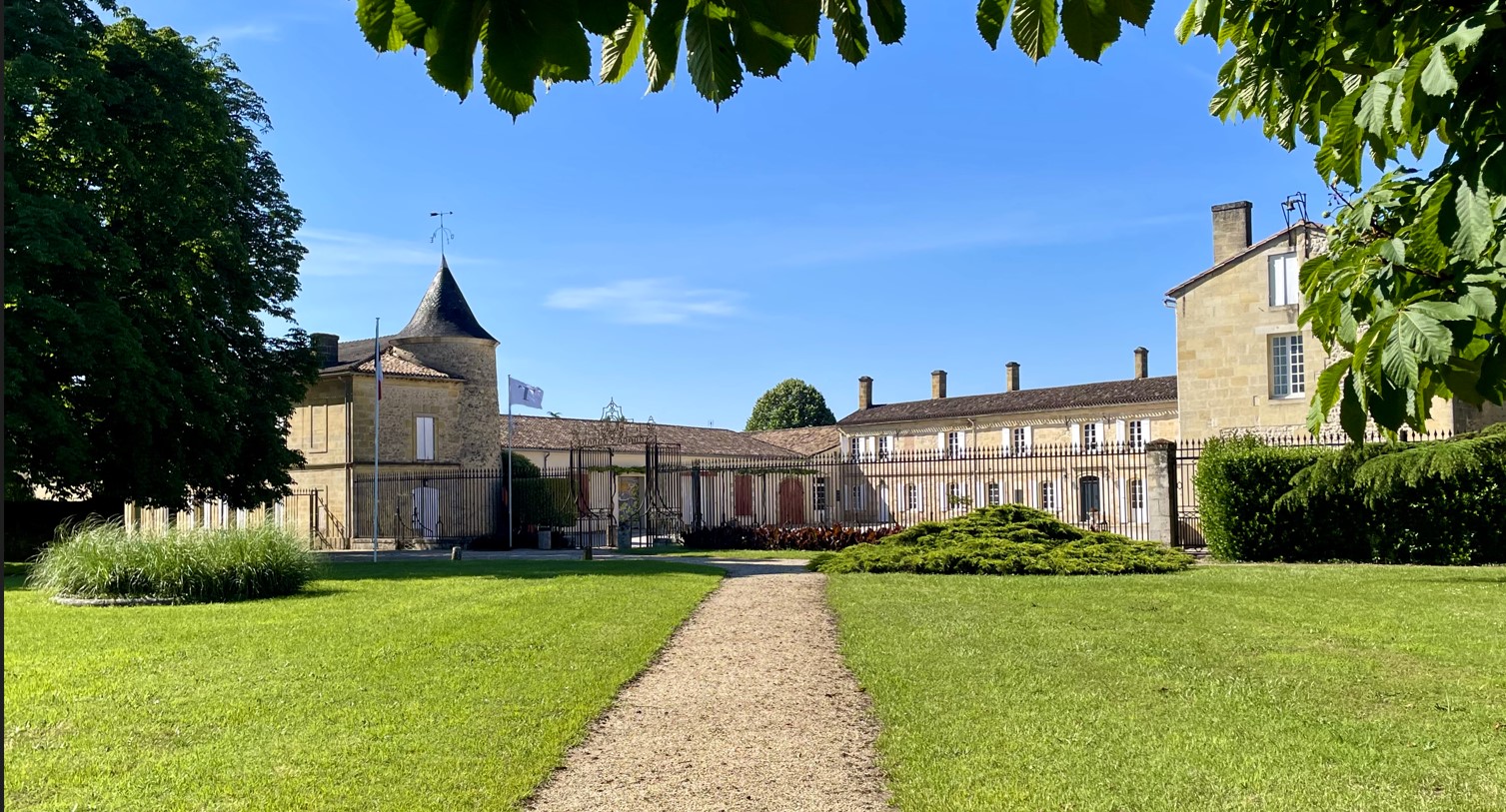 Chateau de Portets - Discovery Tour | Visit Bordeaux