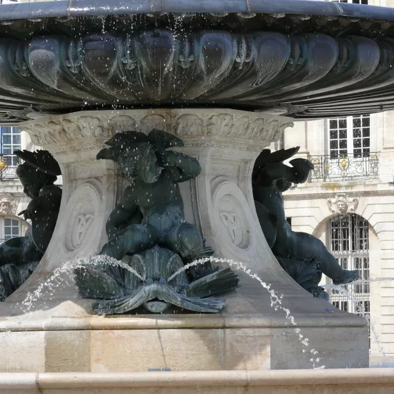 Fontaine place de la bourse