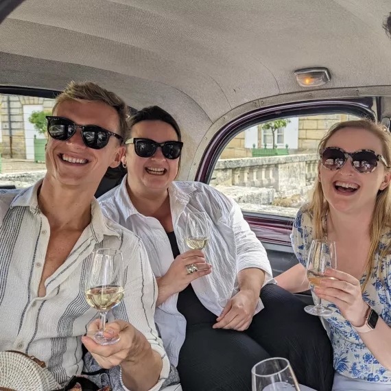 wine cab bio