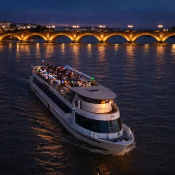 Croisière Burdigala dans la nuit