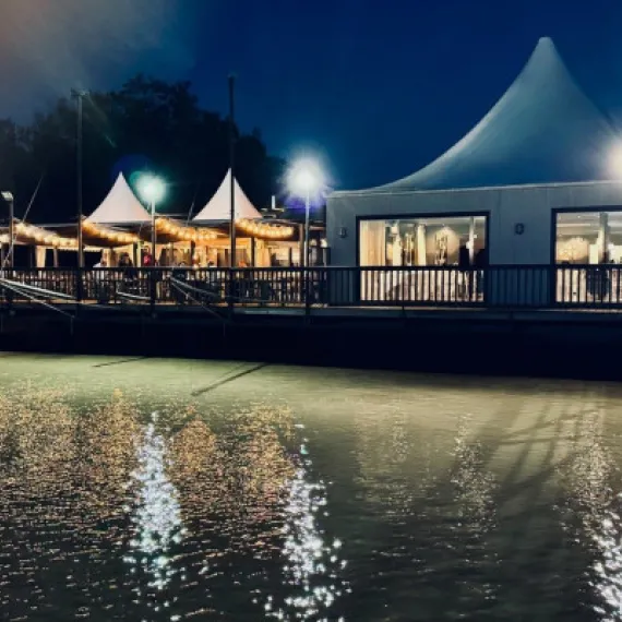 croisiere-et-diner-yacht.jpg