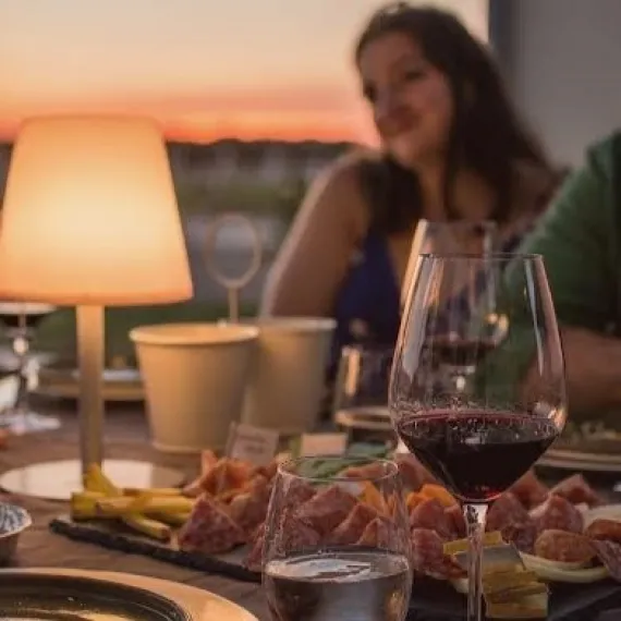 Planche apéritive soirée à Saint-Emilion