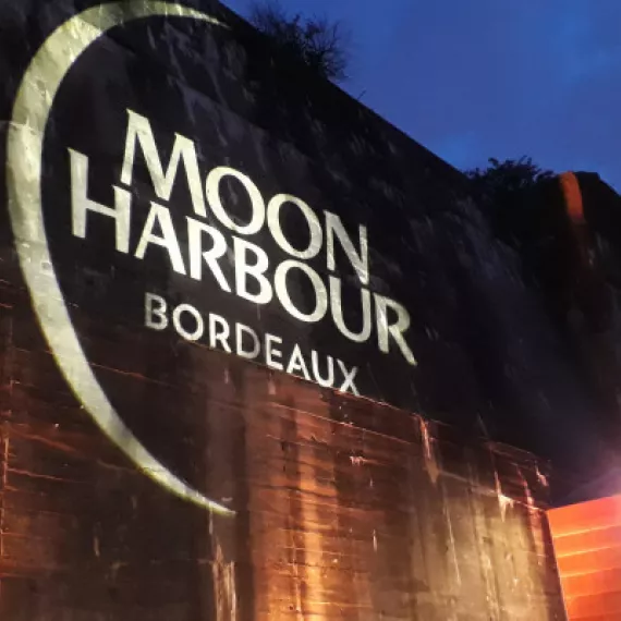 Distillerie Moon Harbour