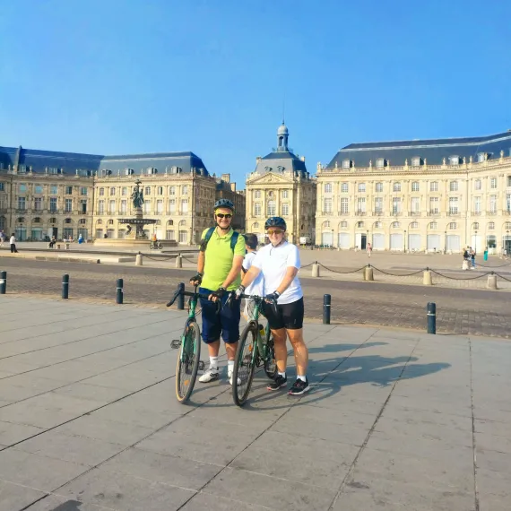Place de la Bourse en vélo Gravel