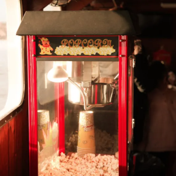 Chocolat chaud et pop corn Croisière de Noël