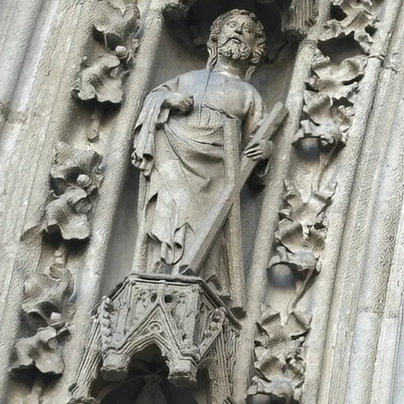La Cathédrale et ses statues