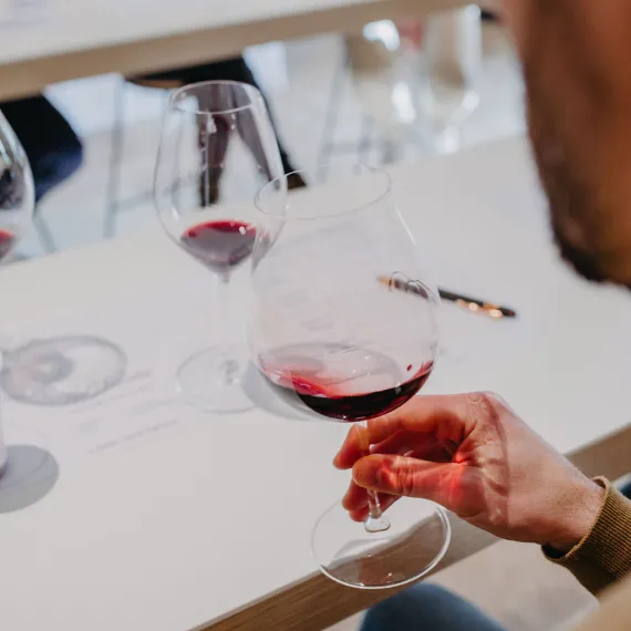 Dégustation selon la forme du verre Rol Valentin