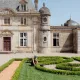 Façade du Château de Malle avec un parterre à a française @LyciaWalter