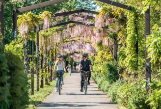 Bordeaux à vélo©Manza studio(3).jpg